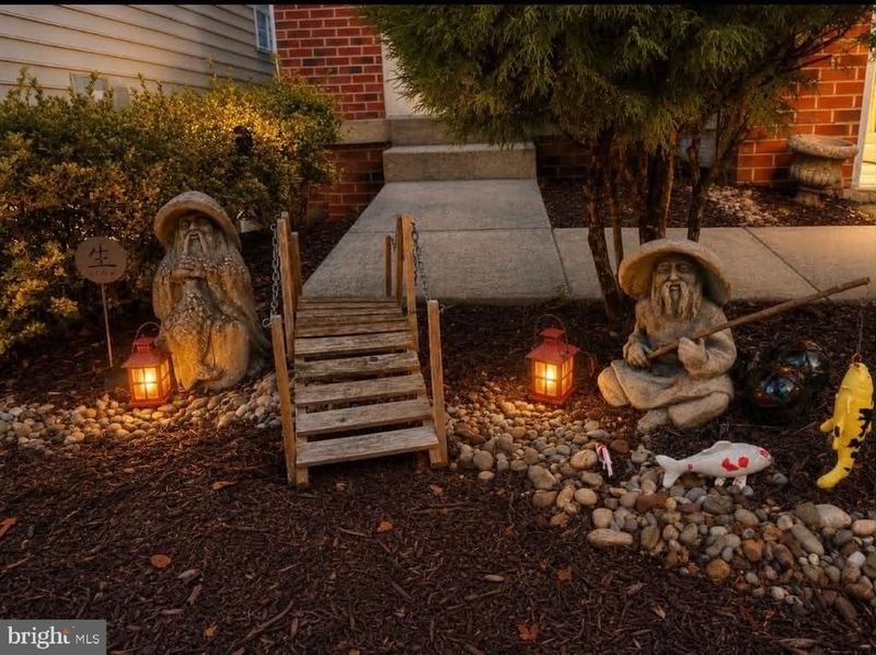 8517 Barrow Furnace Ln, Lorton, VA 22079