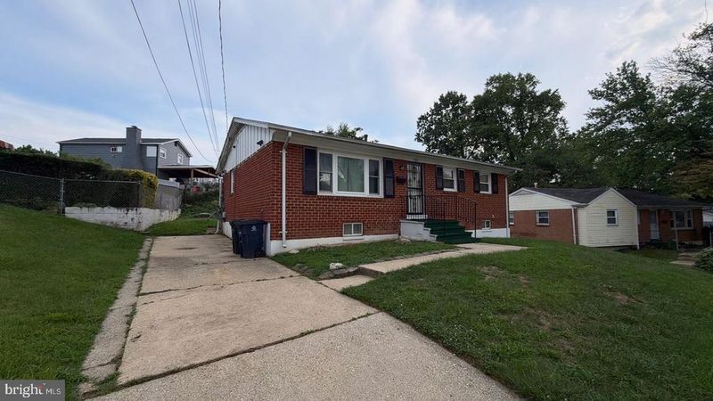 7215 Giddings Dr, Capitol Heights, MD 20743