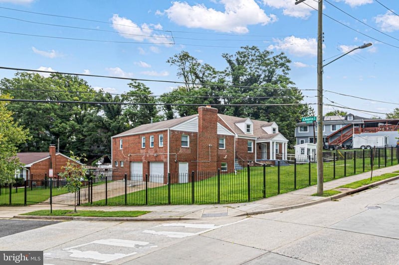 922 Ridge Rd SE, Washington, DC 20019
