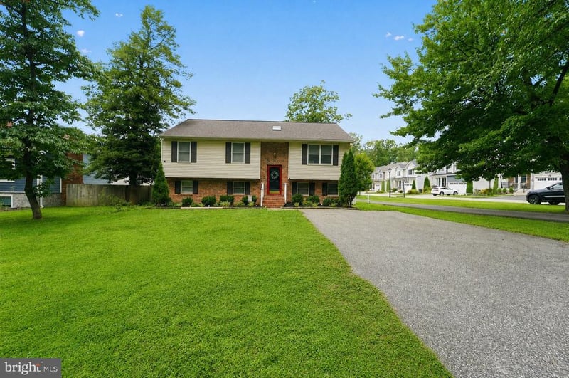 530 Saint Martins Ln, Severna Park, MD 21146