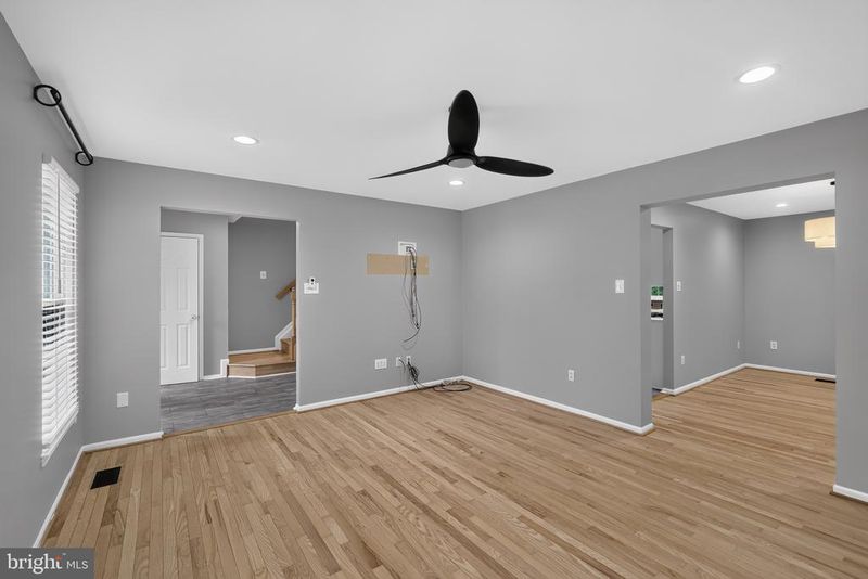 5630 Roundtree Ln, Columbia, MD 21045