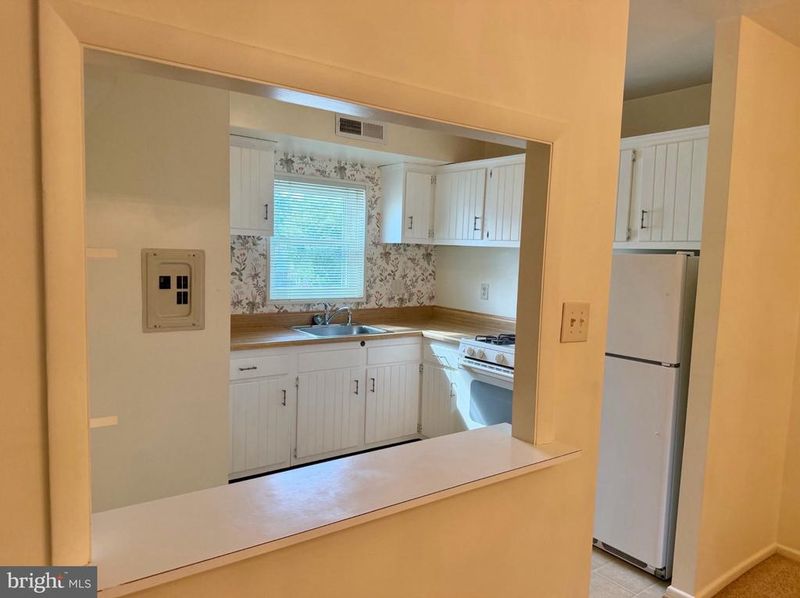 120-2 Washington St NE #5, Leesburg, VA 20176