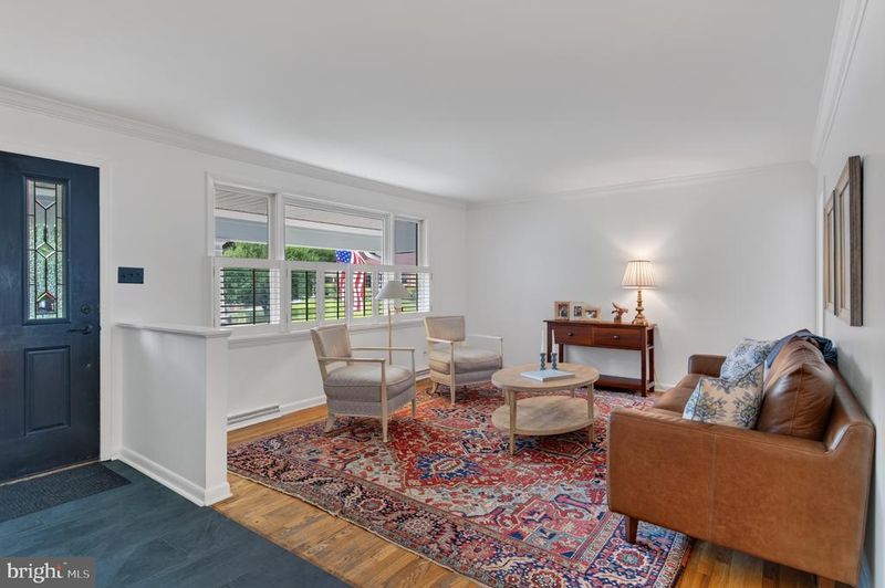 5 Bristol Cir, Annapolis, MD 21401