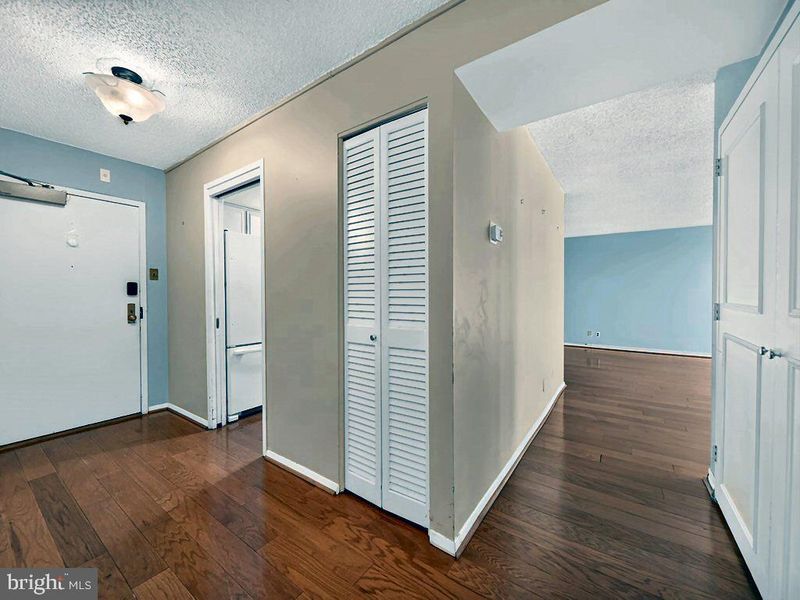3800 N Fairfax Dr #1709, Arlington, VA 22203