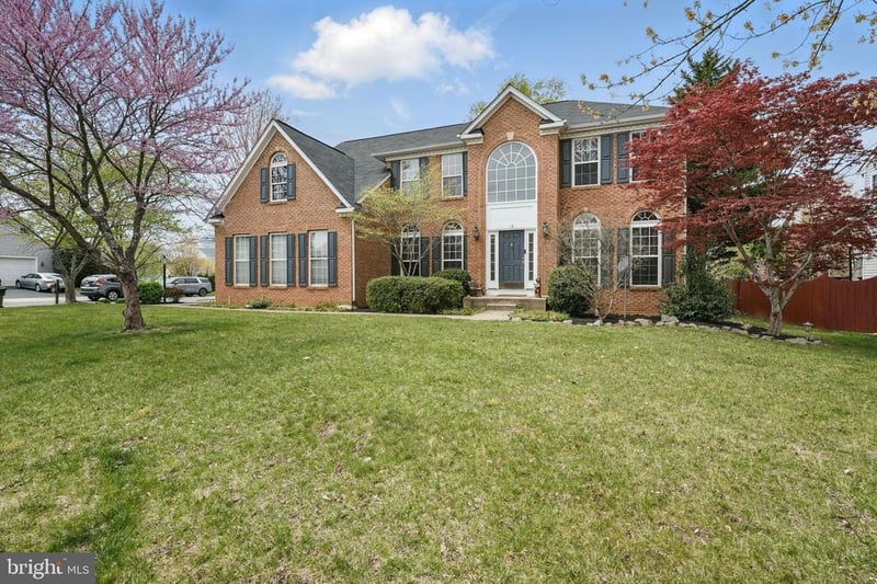 18 Bruce St, Stafford, VA 22554