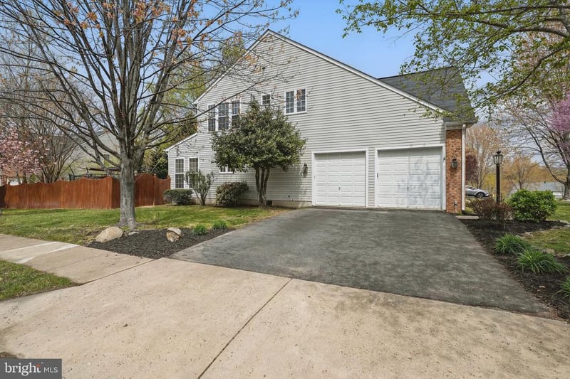 18 Bruce St, Stafford, VA 22554
