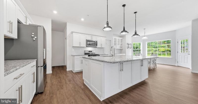 1815 Colt Ln, Frederick, MD 21702