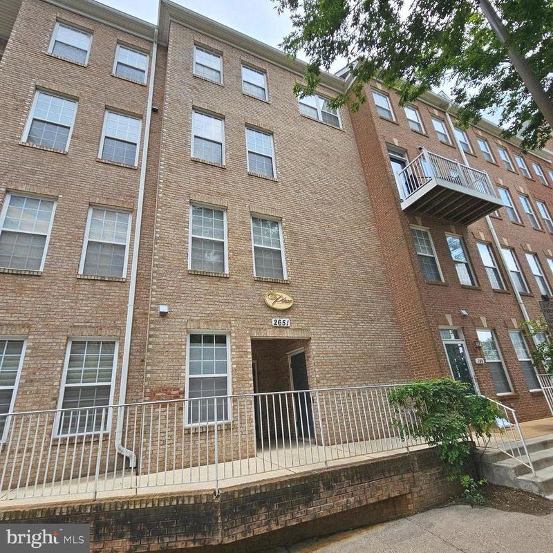 2651 Park Tower Dr #306, Vienna, VA 22180