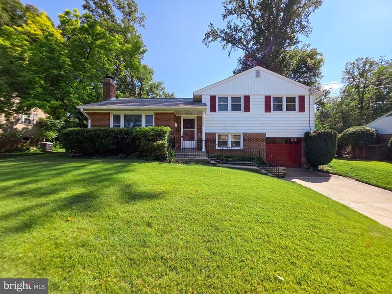 7511 Elgar St, Springfield, VA 22151
