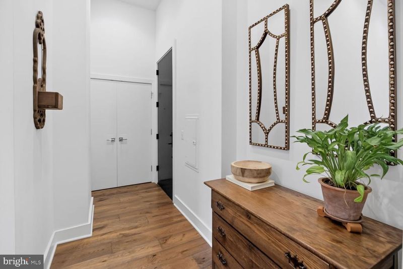 1312 King St #103, Alexandria, VA 22314