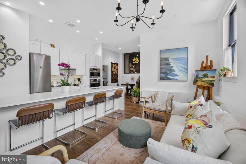 1312 King St #103, Alexandria, VA 22314