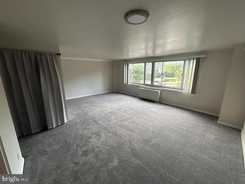 1900 Lyttonsville Rd #502, Silver Spring, MD 20910