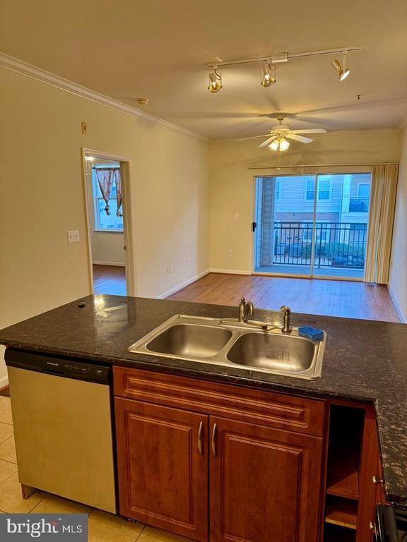 12945 Centre Park Cir #204, Herndon, VA 20171