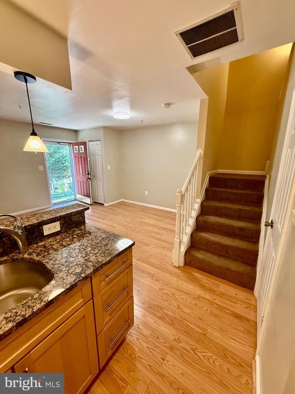 6235 Sandpiper Ct SW #2, Elkridge, MD 21075