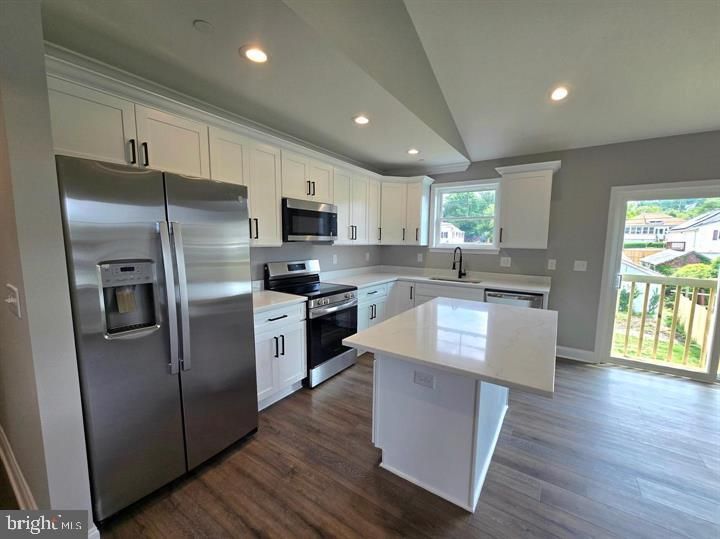269 Thompson Ave E, Glen Burnie, MD 21060