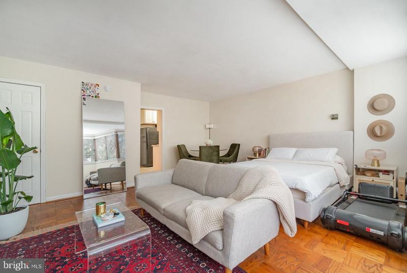 922 24th St NW #419, Washington, DC 20037