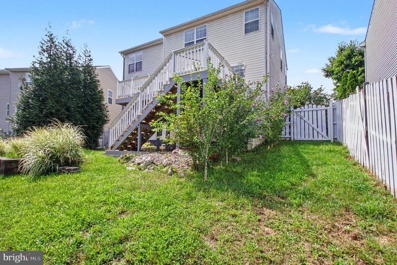 91 Chaps Ln, Fredericksburg, VA 22405