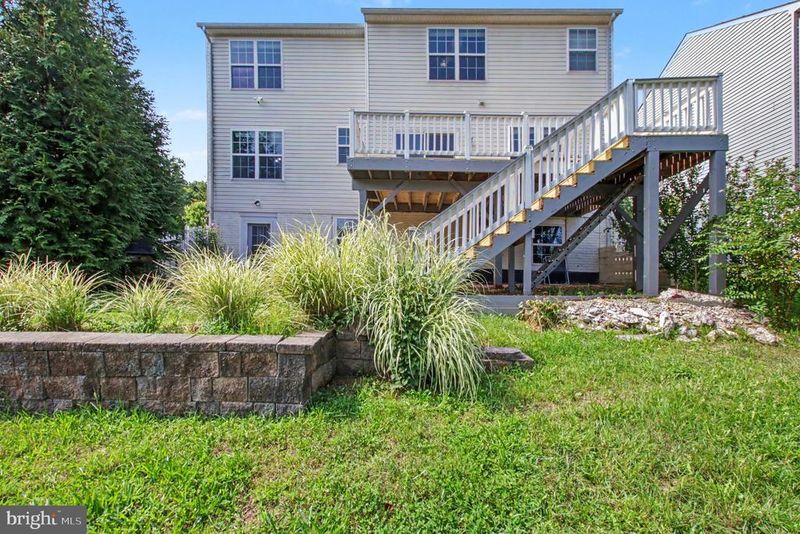 91 Chaps Ln, Fredericksburg, VA 22405