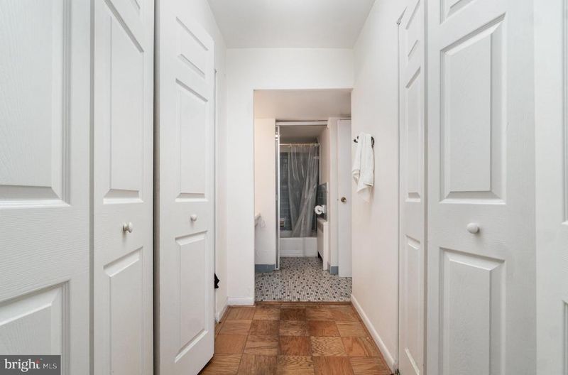 922 24th St NW #313, Washington, DC 20037