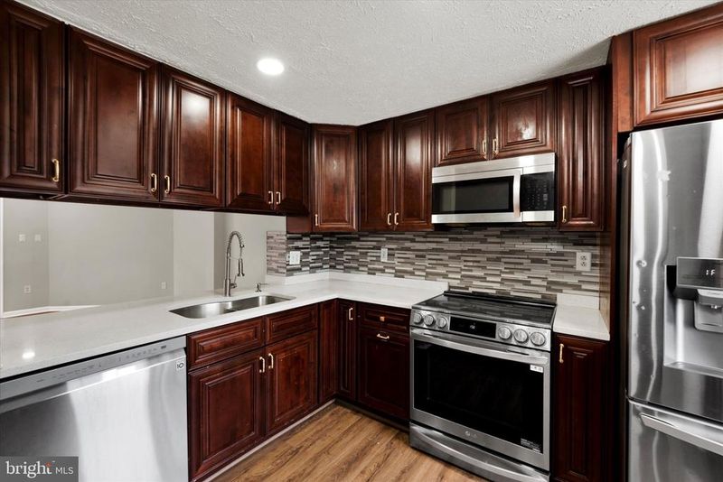 19358 Elderberry Ter, Germantown, MD 20876