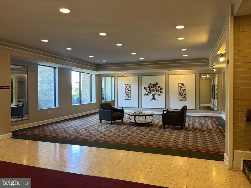 6001 Arlington Blvd #307, Falls Church, VA 22044