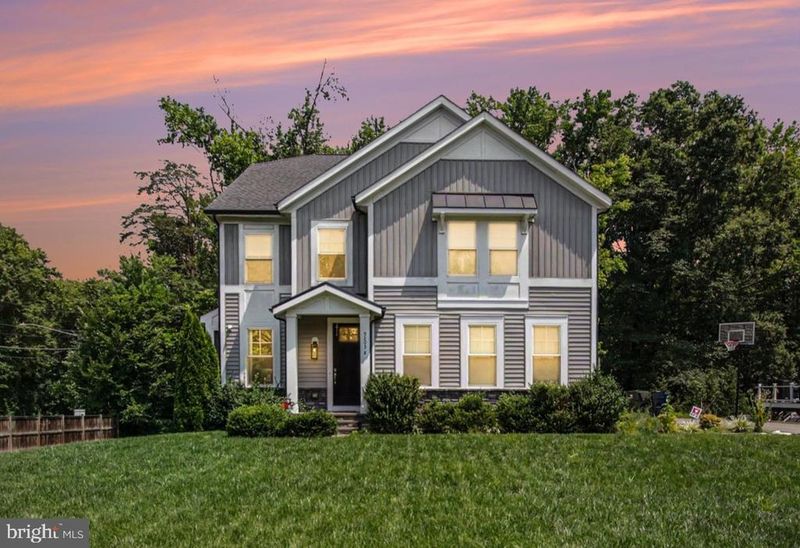9203-A Forest Haven Dr, Alexandria, VA 22309