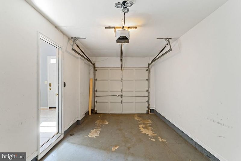 45554 Reading Ter, Sterling, VA 20166