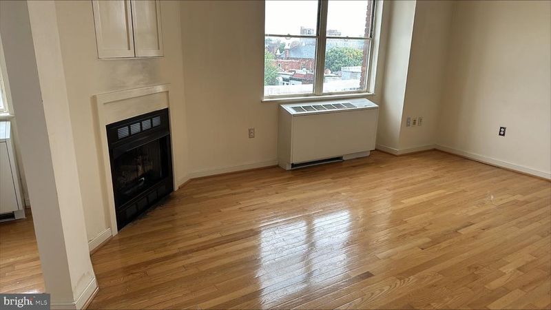 815 King St #5D, Alexandria, VA 22314