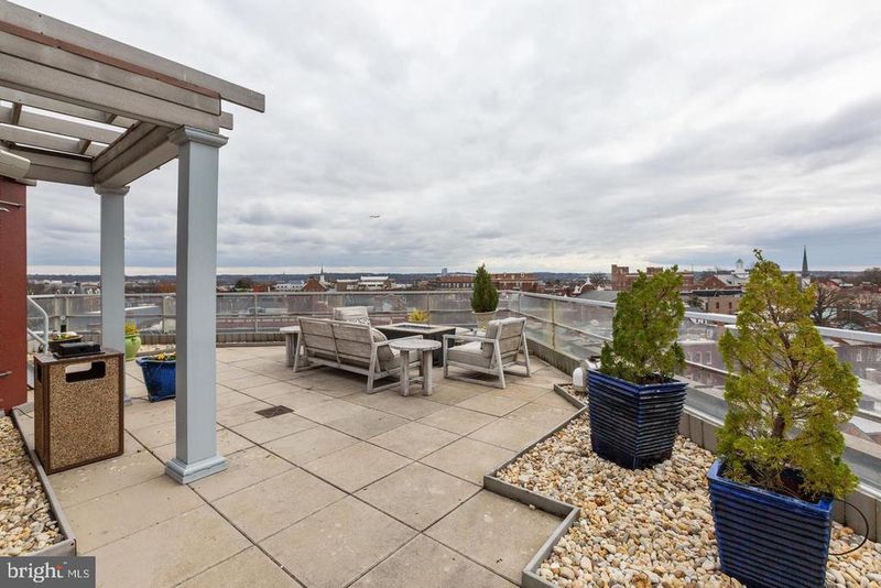 815 King St #5D, Alexandria, VA 22314