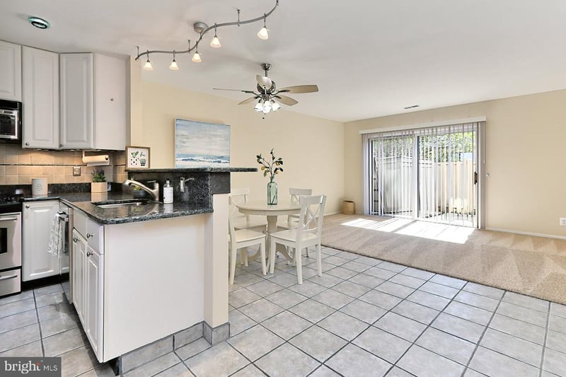 2680 Glengyle Dr #29, Vienna, VA 22181
