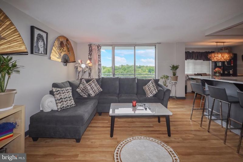 7333 New Hampshire Ave #812 S, Takoma Park, MD 20912