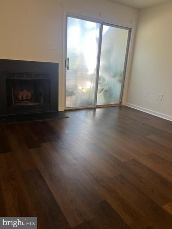 8607 Beekman Pl #7B, Alexandria, VA 22309