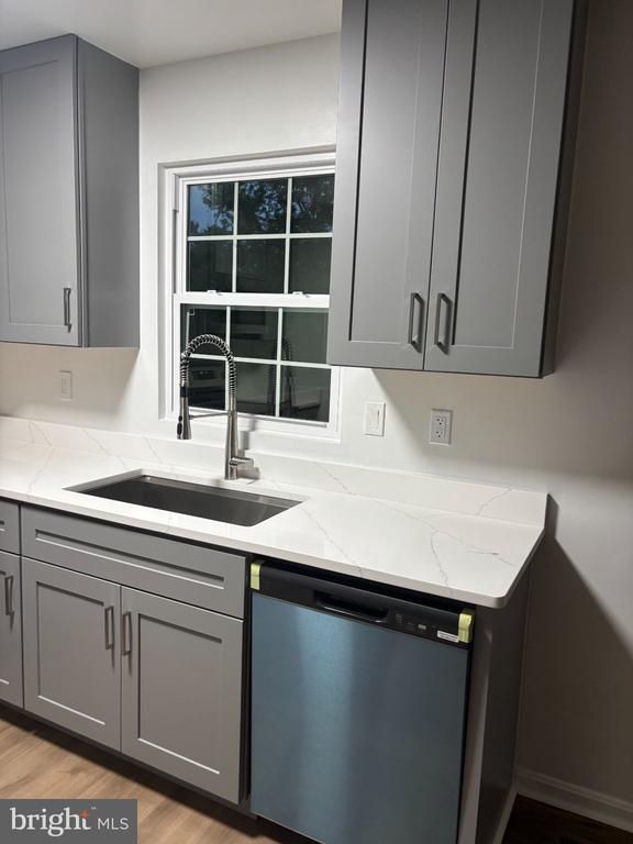 5629 Crestwood Ct, Frederick, MD 21703