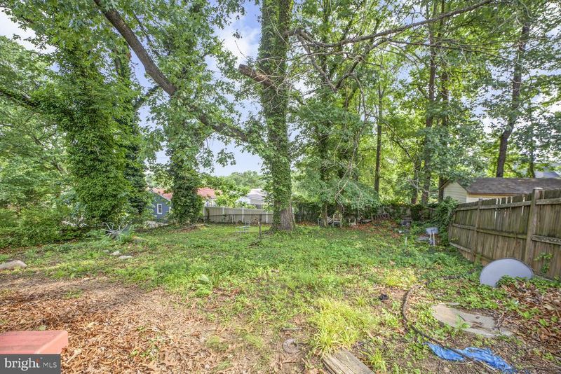 5610 Gallatin Pl, Hyattsville, MD 20781