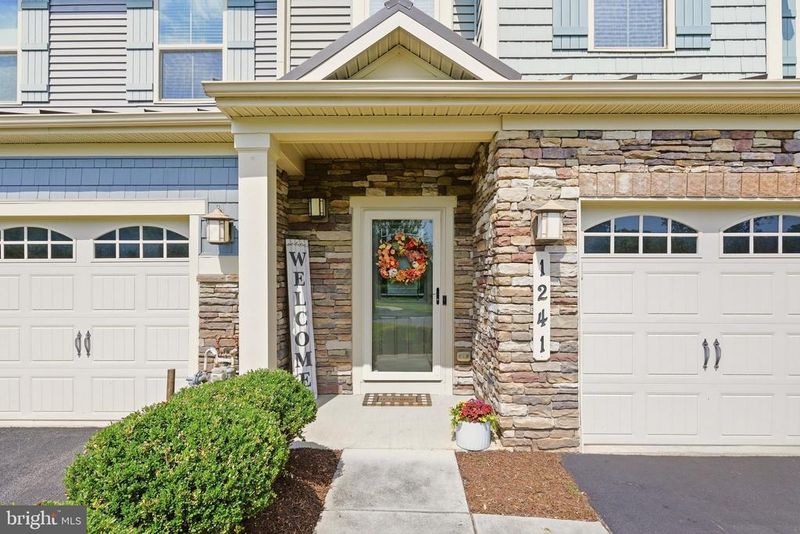 1241 Drydock St, Brunswick, MD 21716