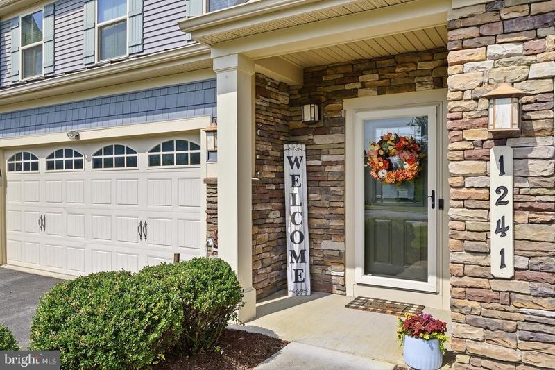 1241 Drydock St, Brunswick, MD 21716