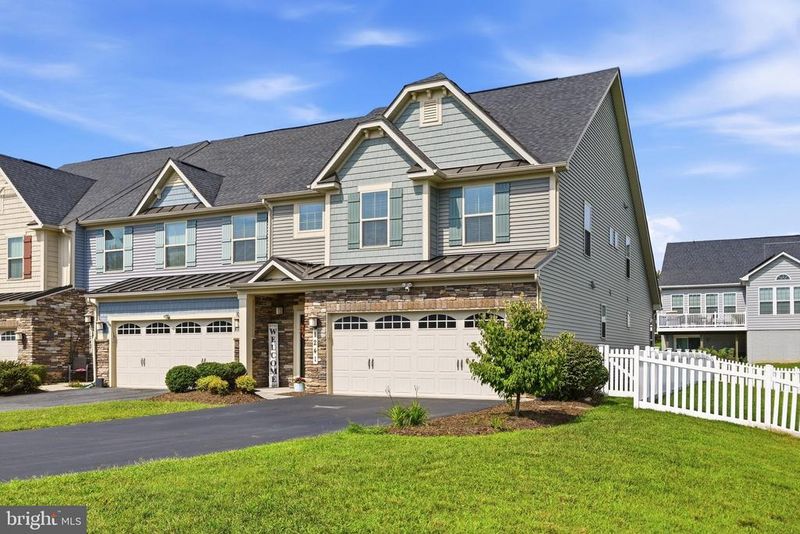 1241 Drydock St, Brunswick, MD 21716