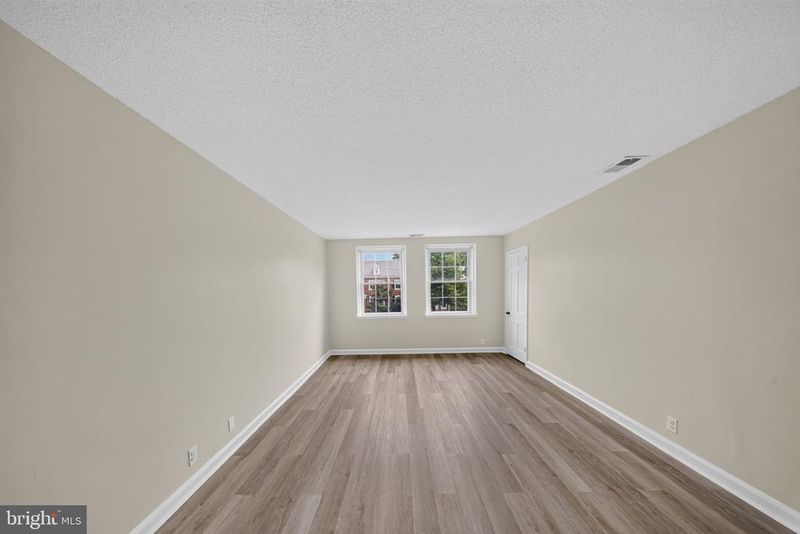4210 36th St S #B2, Arlington, VA 22206
