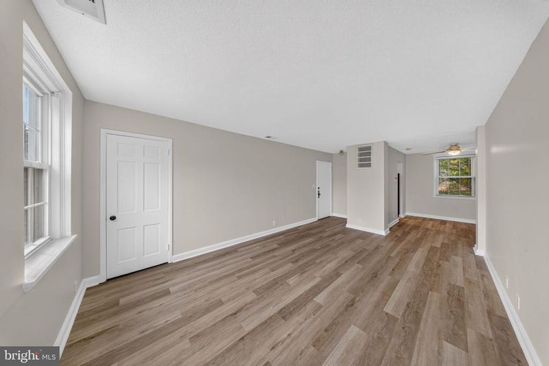 4210 36th St S #B2, Arlington, VA 22206