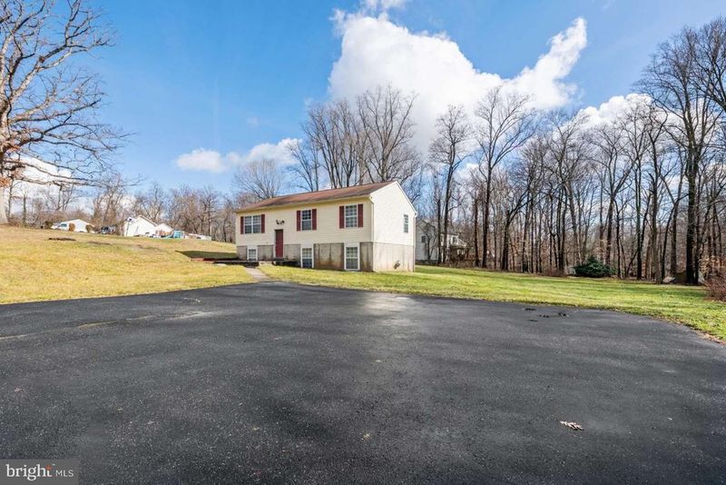 15611 Twin Valley Ct, Silver Spring, MD 20906