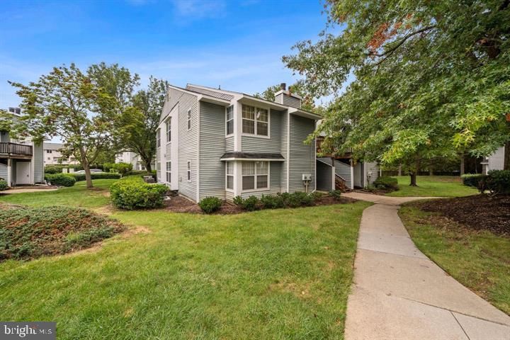 8607 Beekman Pl #7B, Alexandria, VA 22309