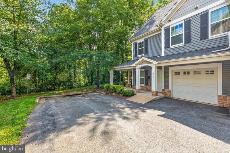 9743 Winery Ct, Gaithersburg, MD 20879