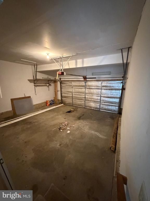 9939 Harmony Ln, Laurel, MD 20723