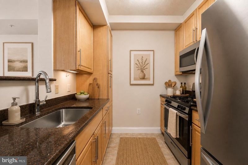 11760 Sunrise Valley Dr #509, Reston, VA 20191