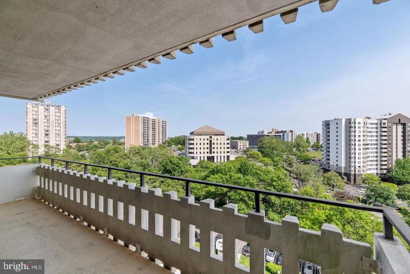 6301 Stevenson Ave #1011, Alexandria, VA 22304