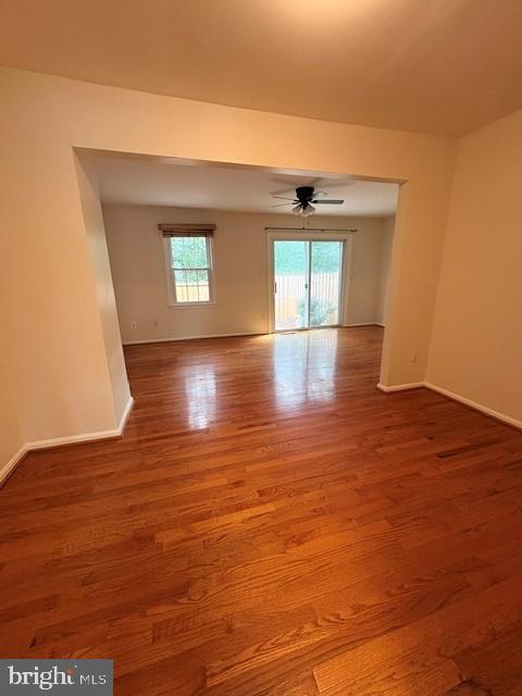 5017 Head Ct, Fairfax, VA 22032