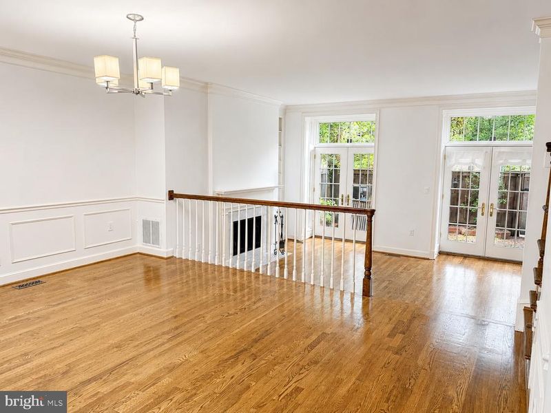 4422 Westover Pl NW, Washington, DC 20016