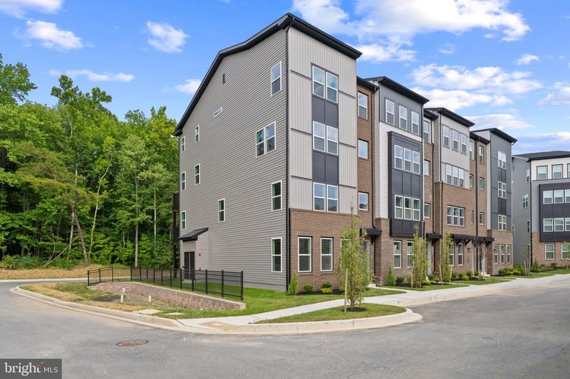 9942-A Count Fleet CRESCENT, Laurel, MD 20723