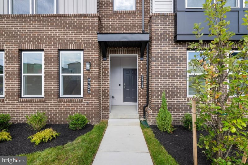 9942-A Count Fleet CRESCENT, Laurel, MD 20723