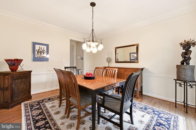 16522 Harbour Town Dr, Ashton, MD 20861